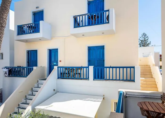 Finikas Daire Adamantas (Milos)