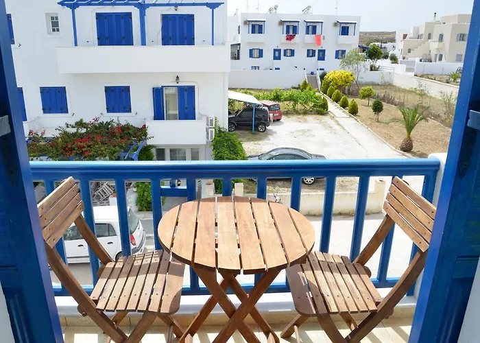 Finikas Adamantas (Milos)