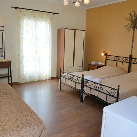 Apartment Finikas *