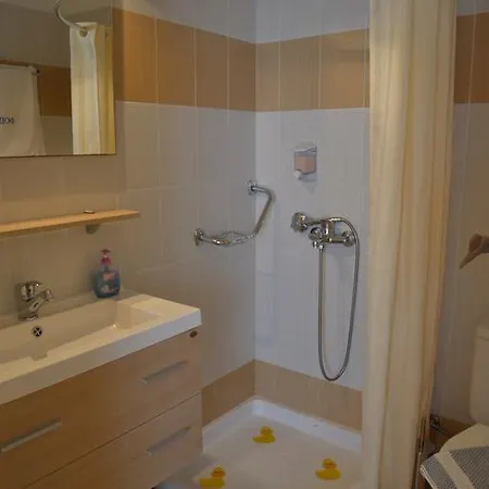 Finikas Adamantas (Milos)