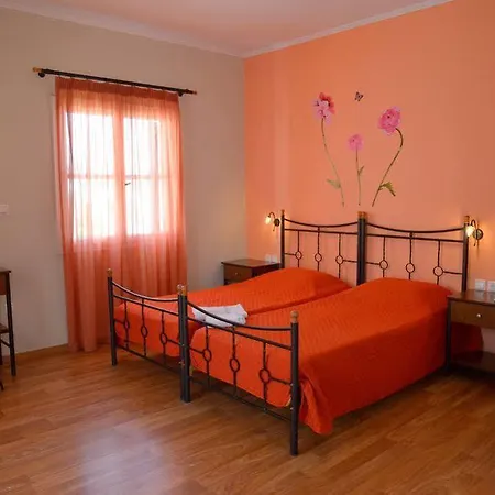 Finikas Apartment