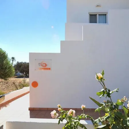 Finikas Apartment Adamantas (Milos)