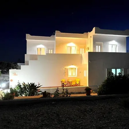 Finikas * Adamantas (Milos)