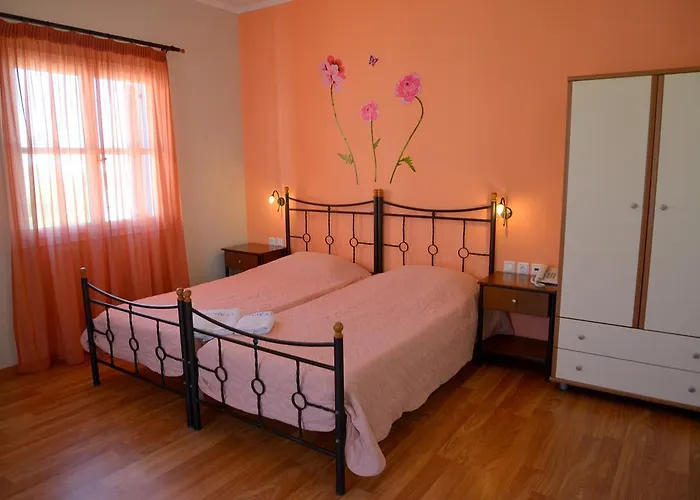 Finikas 阿达玛斯