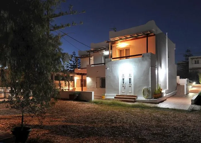 Finikas * Adamantas (Milos)